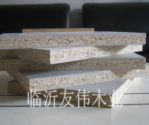 膠合板滑？滑？滑？